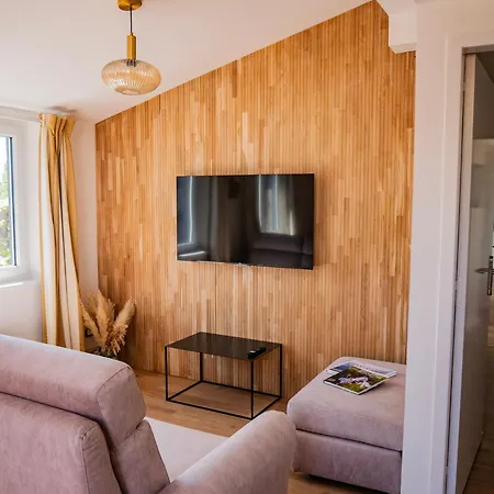Central Paris Suites