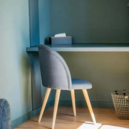Central Paris Suites شقة باريس